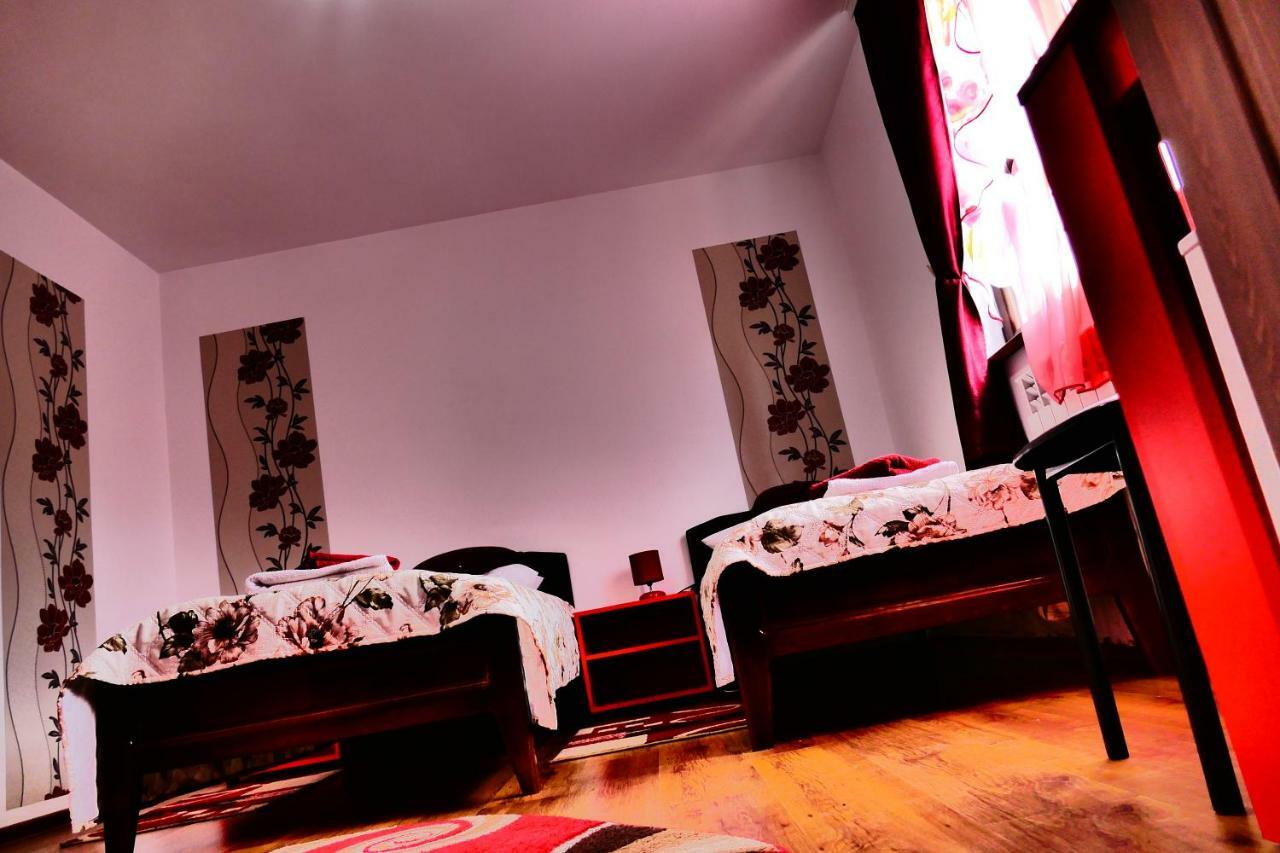 Pensiunea Roua Florilor Hotel Anina Luaran gambar