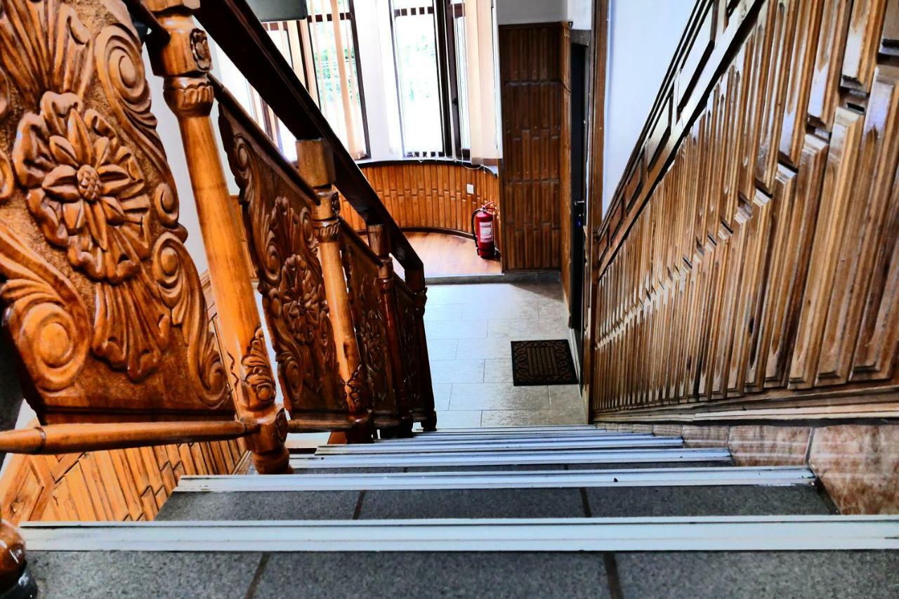 Pensiunea Roua Florilor Hotel Anina Luaran gambar